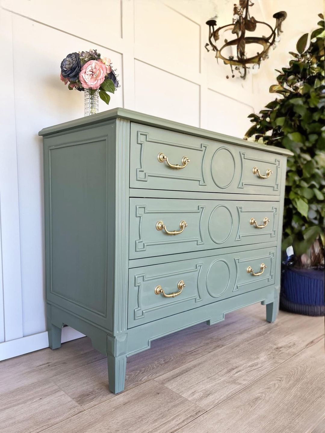 Fusion Mineral Paint Carriage House  - 13