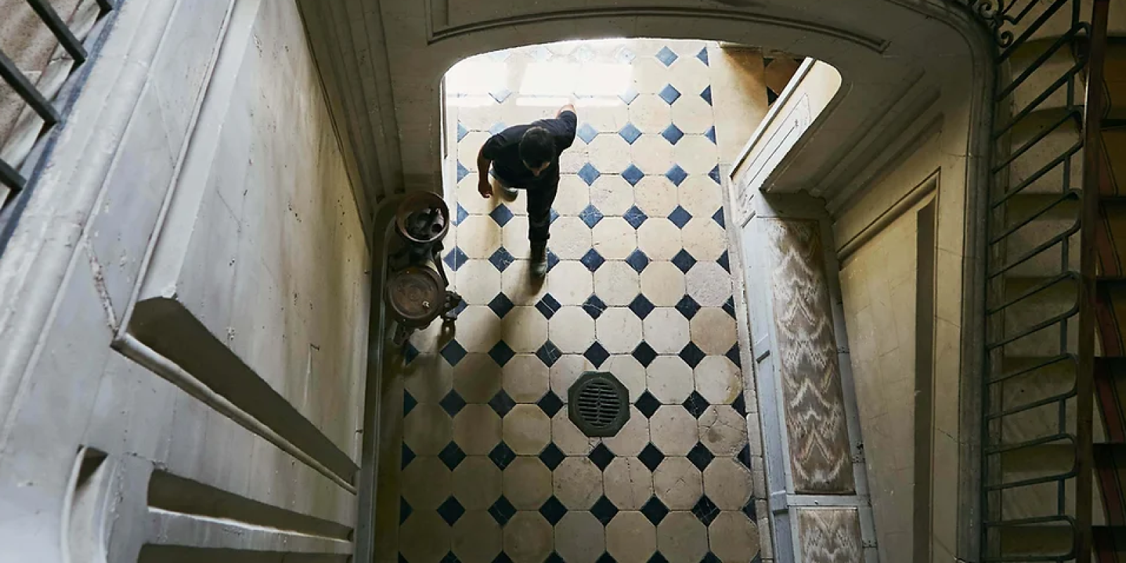 FARROW & BALL