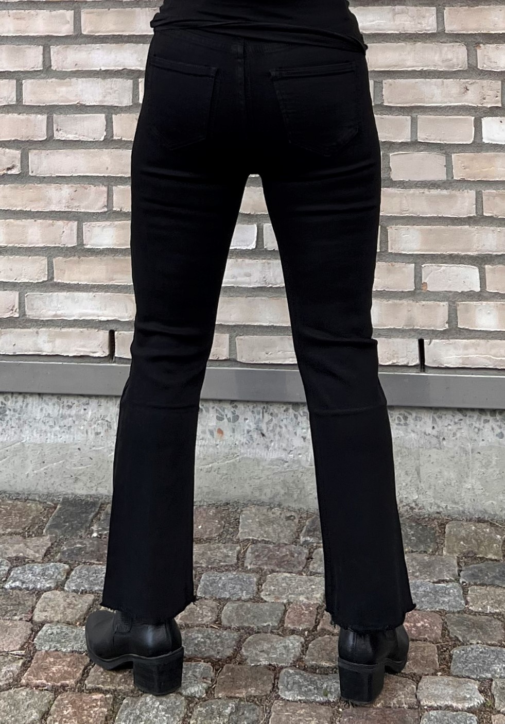 Cosy House Jeans Flared Svart - 2