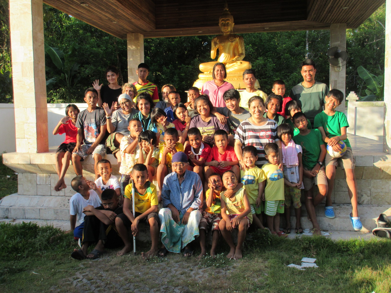 Skänk 10kr och stöd Barnhem Mung Mai i Thailand