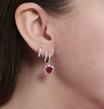 Claw heart red earrings silver.