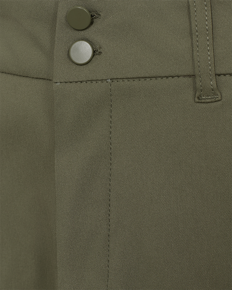Chino Jenny | Deep Lichen Green - 4