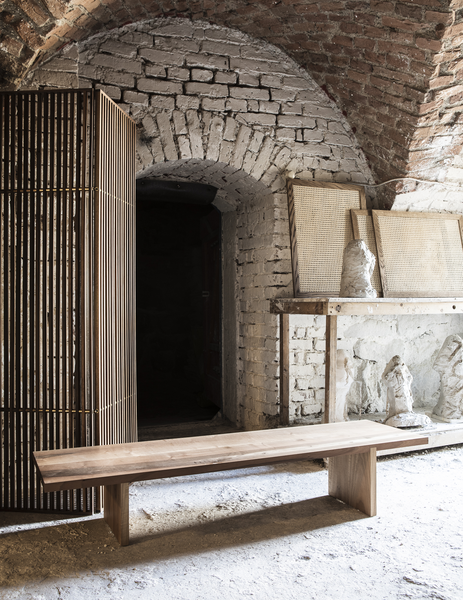 OFFSET Bench - 4