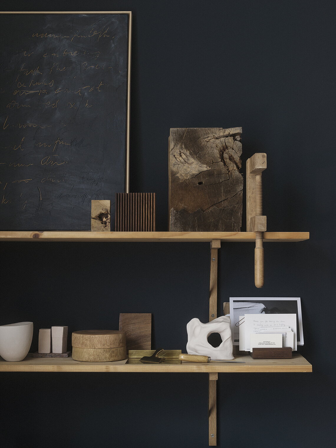 STUDIO STORE Brackets