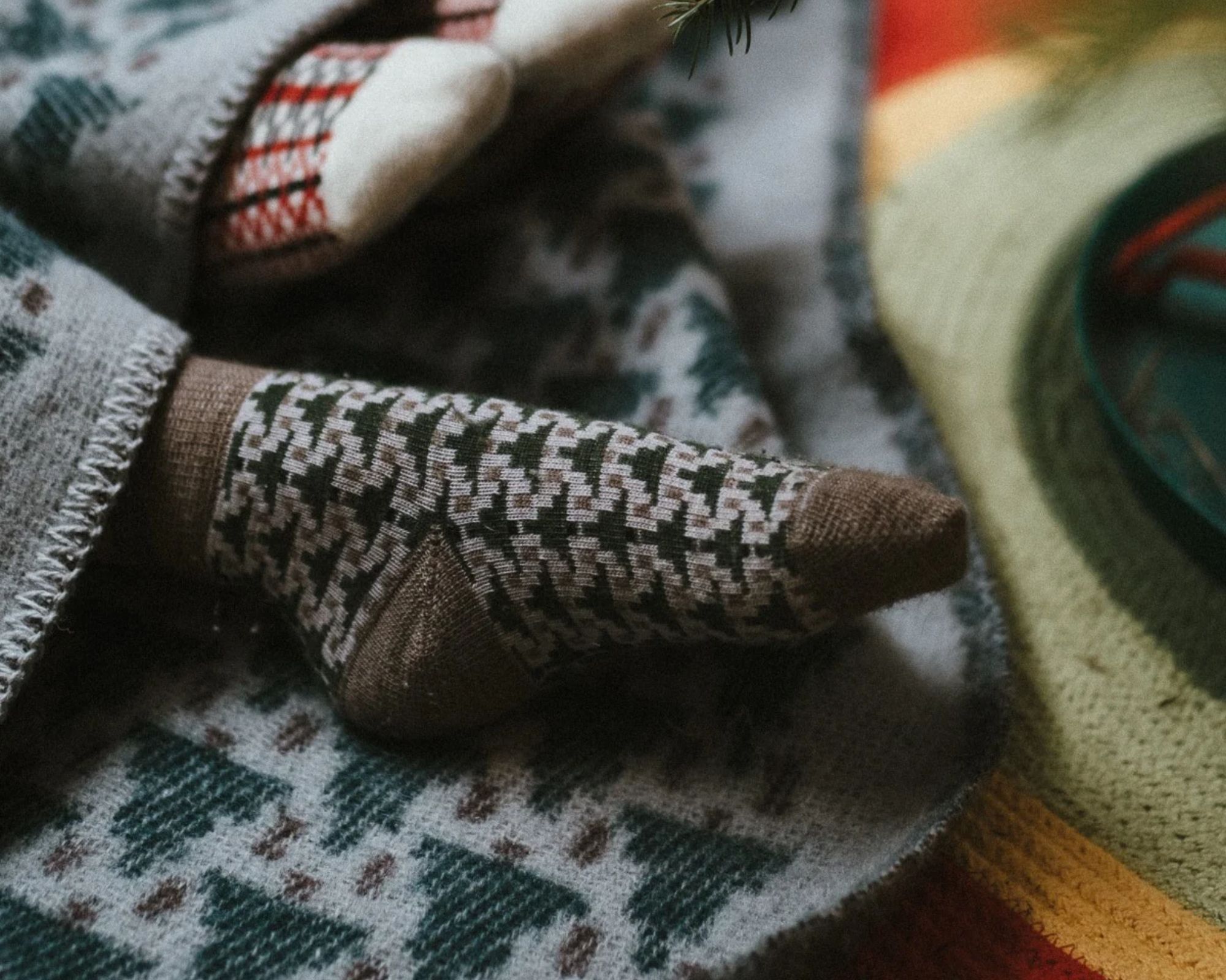 Wolldecken, Fäustlinge und Socken für Kinder