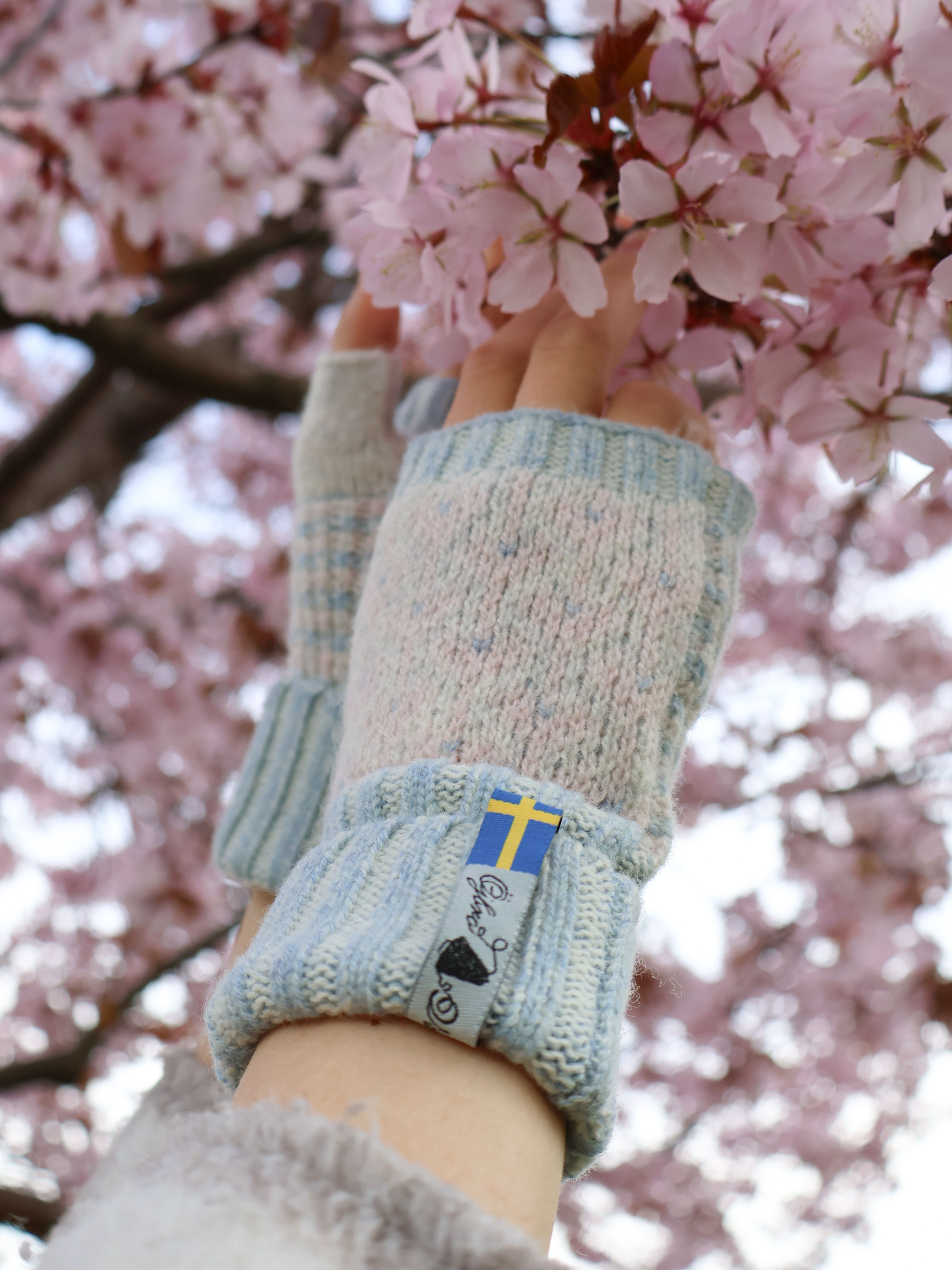 Merino wool wrist warmers