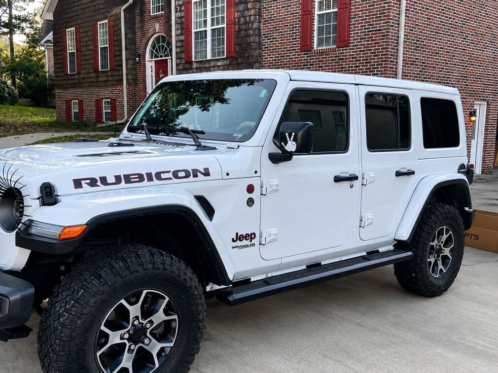 Sidesteps i aluminium – svart strukturfinish (Wrangler 2018 – 2023 JL 4-dörrars)