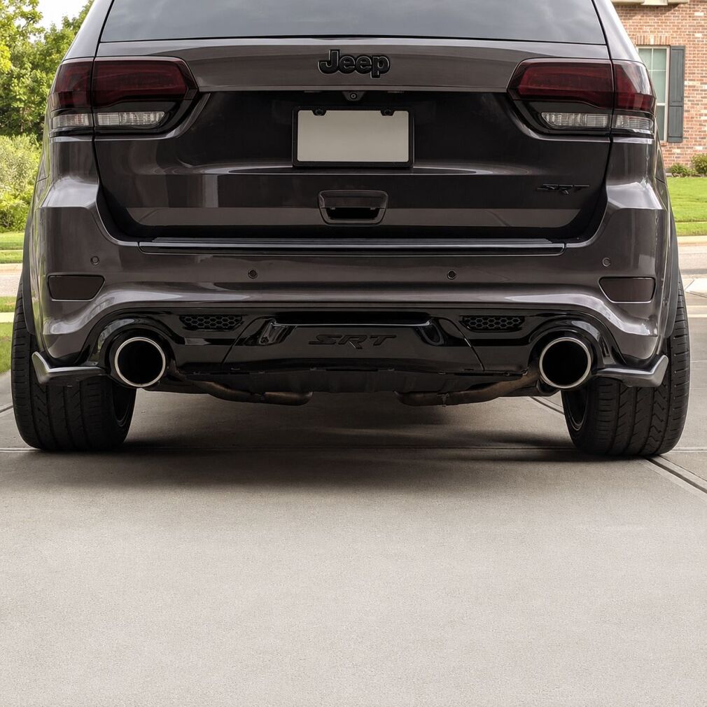 Bakre sidosplitters – blanksvarta (GRAND CHEROKEE 11–21 SRT)