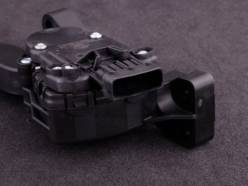E-Gas pedal (VW) - 3