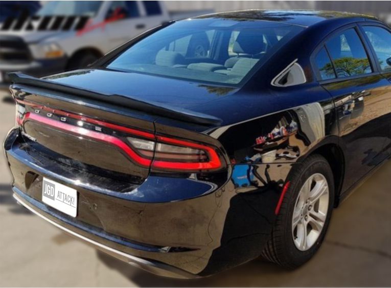 V2 Style Vinge  (CHARGER 2015-2020 all)
