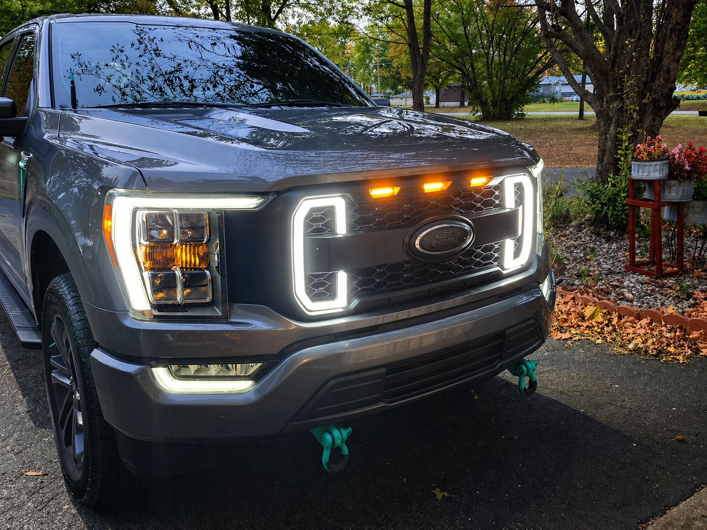 MP Concepts Övre grill med LED-belysning and DRL – Mattsvart (F150 21-23) - 5