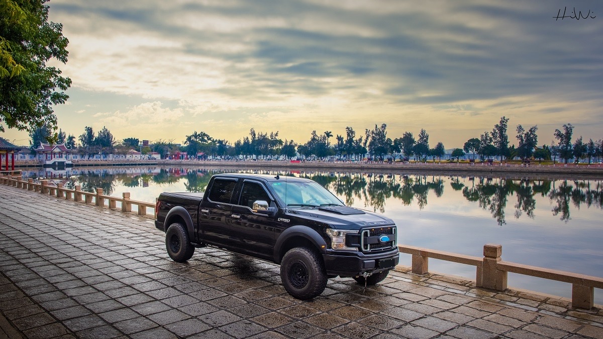 RAPTOR Style Huvscoop (F150 15-23) - 4
