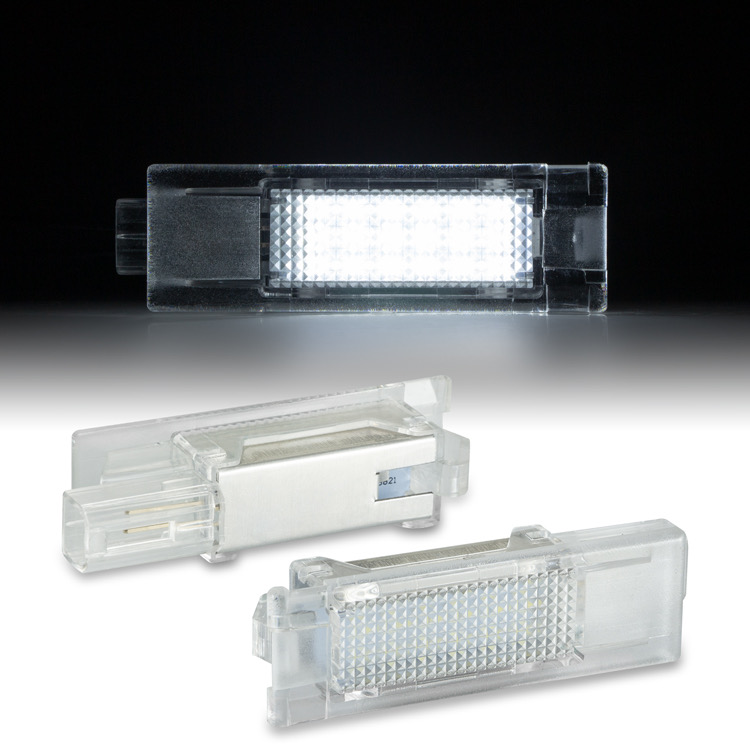 LED-instegsbelysning för dörrar – sats – Dodge Challenger 2015–2023