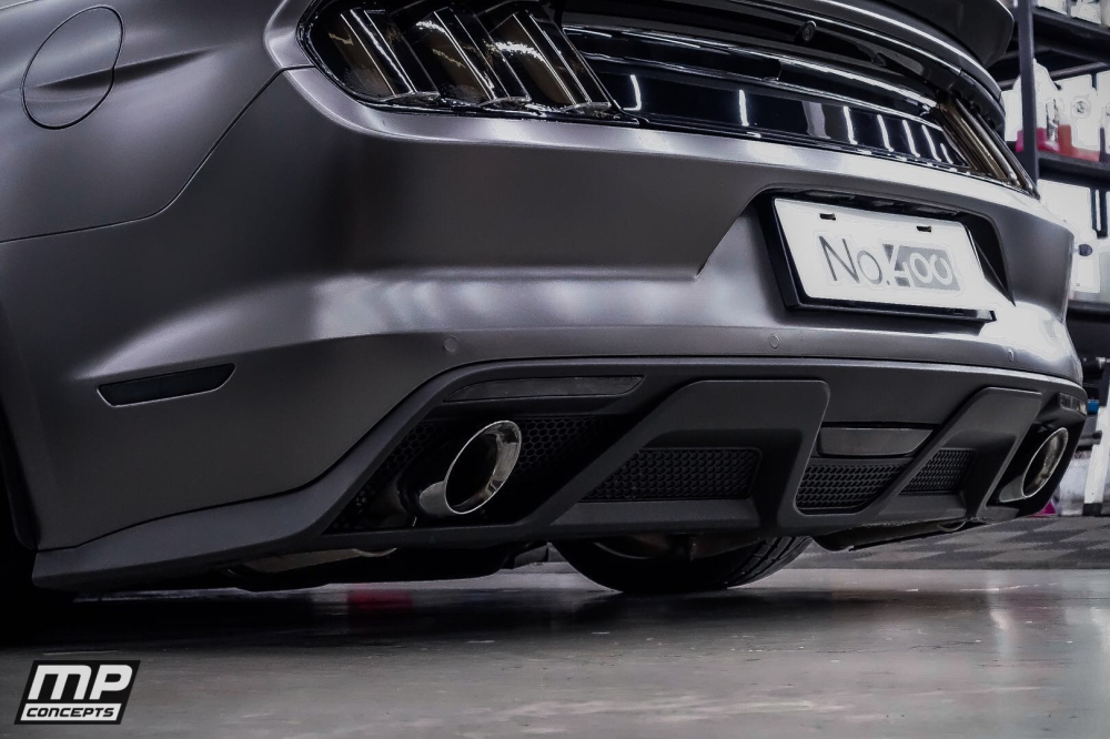 GT350 Style Diffuser - Enkel utblås (MUSTANG 15-17 GT Premium, EcoBoost Premium) - 5