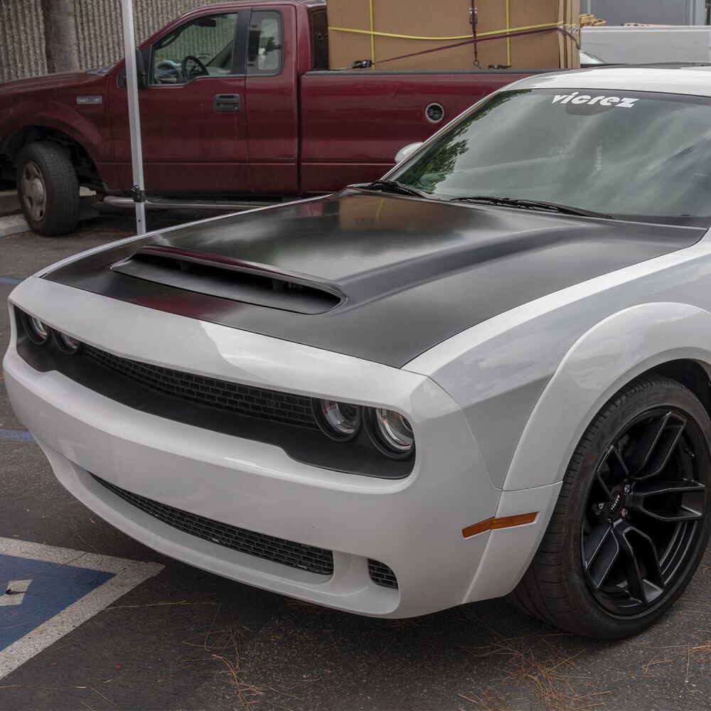 Huvscoop – Demon-stil – mattsvart – Dodge Challenger 2008–2023 - 2