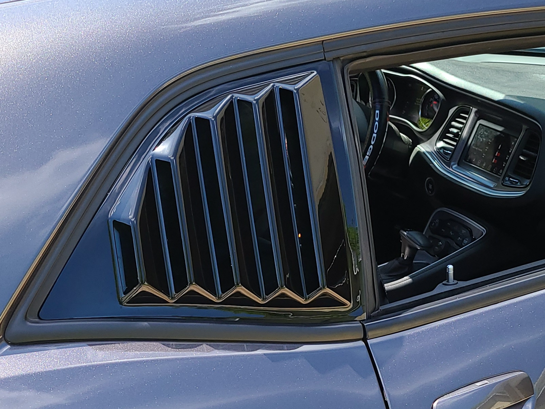 Louvers för bakre sidorutor – SpeedForm – blanksvart – Dodge Challenger 2008–2022 - 3