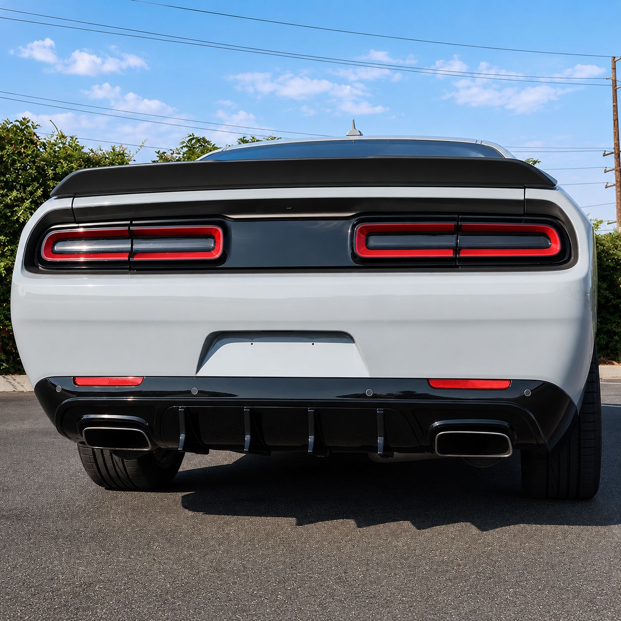 Bakre diffuser – V4-stil – blanksvart – Dodge Challenger 2015–2023 - 3