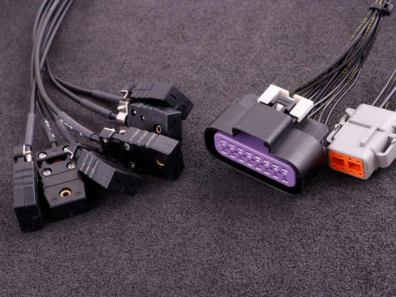 Audi 1.8T (ME 7.5) MaxxECU RACE plugin adapter - 3