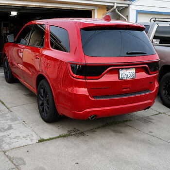 Bakljuskåpor och mörk bakpanel – röktonade – Dodge Durango 2014–2023