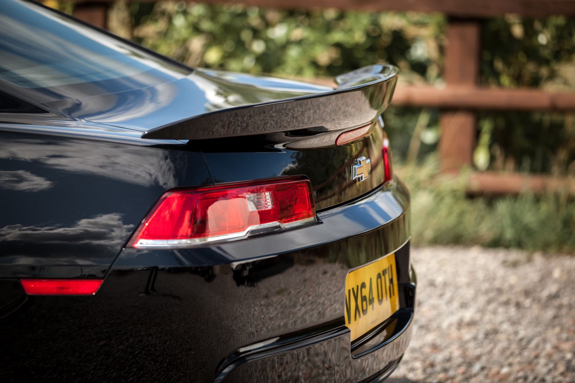Z28 OE Style bakspoiler – blanksvart (CAMARO 14–15) - 3