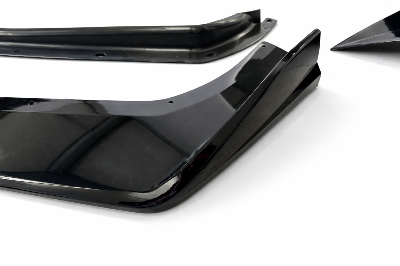 Premium ZR1-inspirerad frontstötfångare – Carbon Flash (CORVETTE C7 14–19) - 6