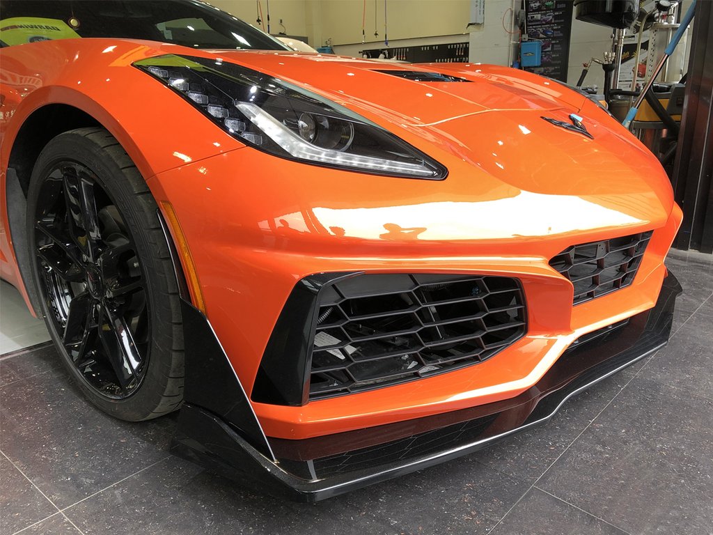 ZR1-inspirerad frontstötfångare – komplett olackad sats (CORVETTE C7 14–19) - 9