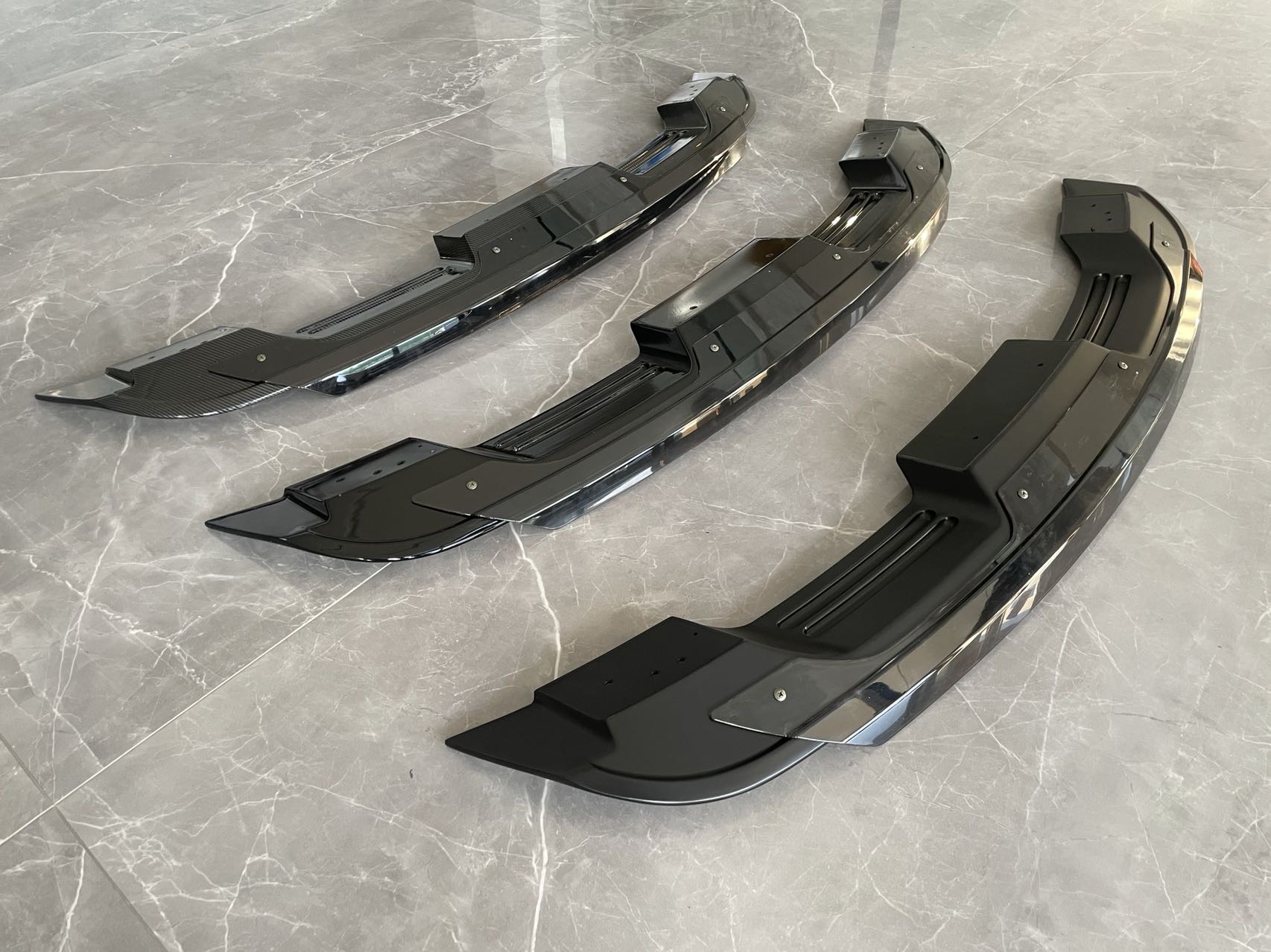 Bakspoiler – GT500/MACH1 stil + Gurney Flap - mattsvart (Mustang 15-23) - 8