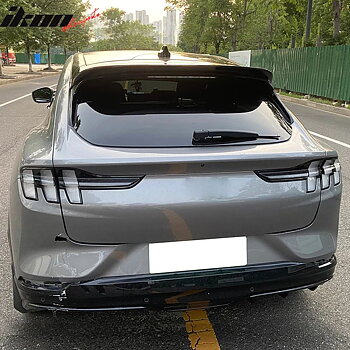 V1 Takspoiler – blanksvart (MACH-E 21-23)