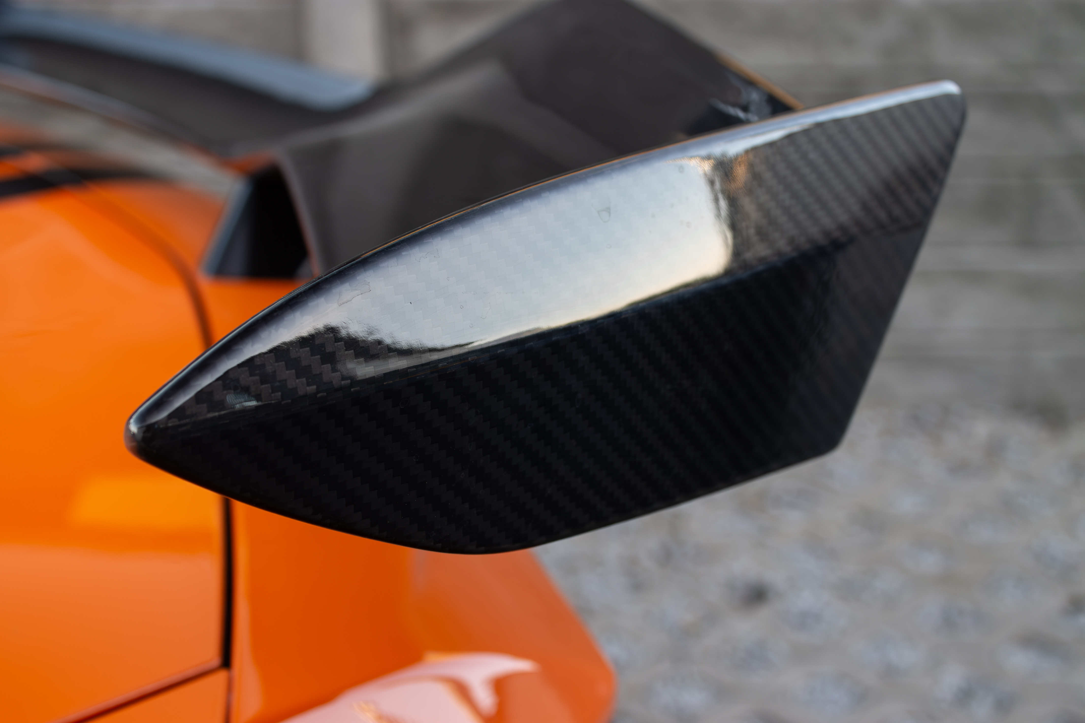 Z06-bakspoiler i torr kolfiber (CORVETTE C8 Z06 23–26) - 8