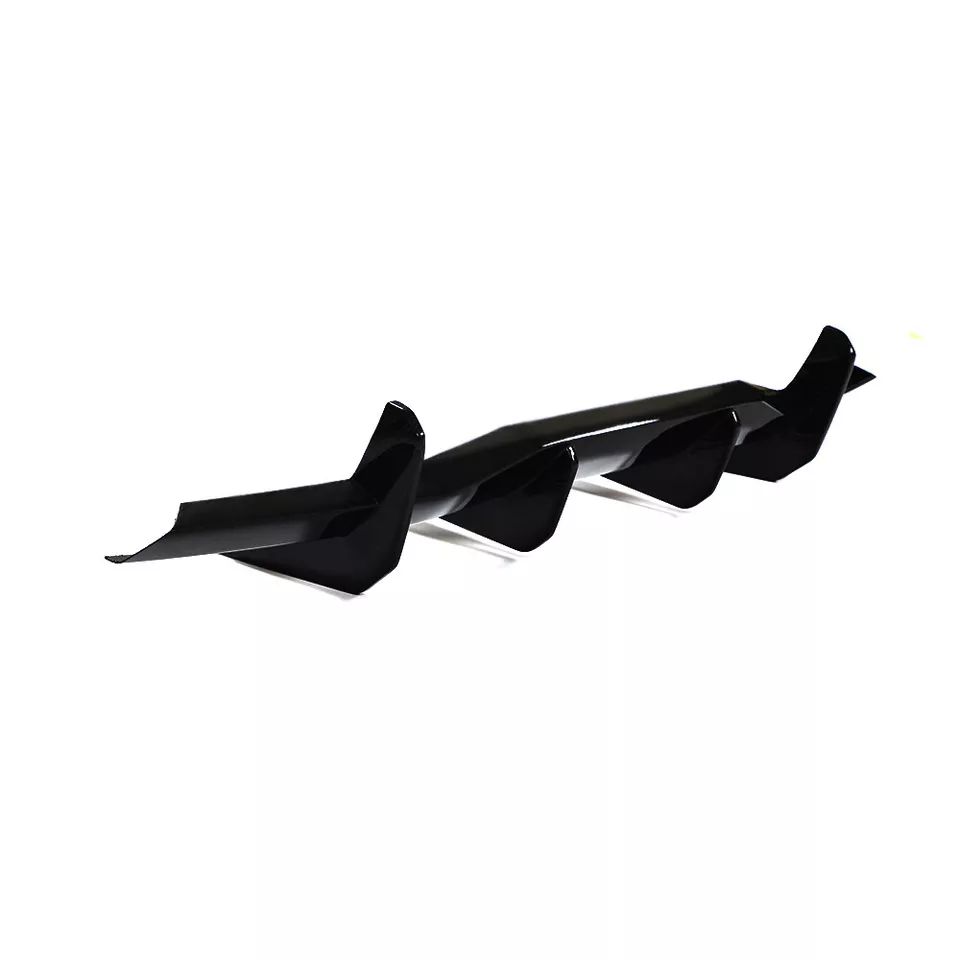Diffuserpanel med fenor – blanksvart (CORVETTE C8 20–26) - 3