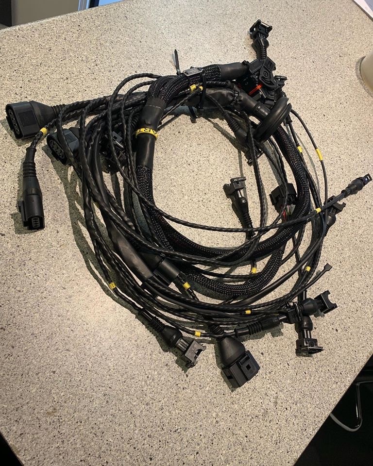 Maxxecu kabelhärva Rödblock 8V / 16V