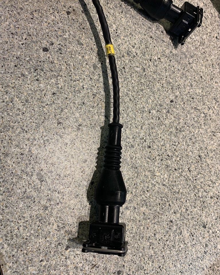 Maxxecu kabelhärva Rödblock 8V / 16V - 2