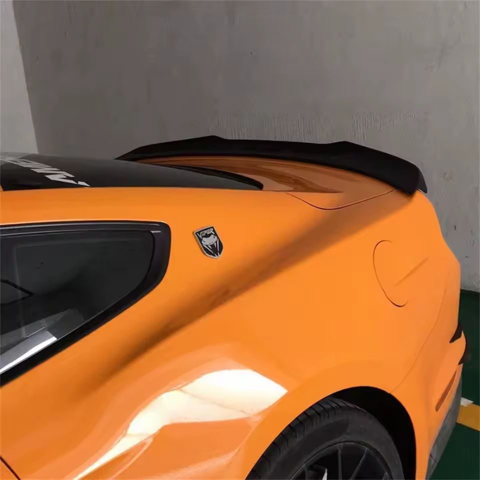 Bakspoiler – High Kick – blanksvart (Mustang 15-23) - 3