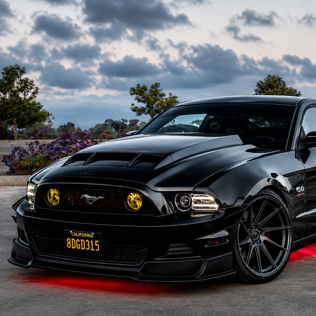 Frontläpp – RTR stil – mattsvart (Mustang 13-14 GT, V6)