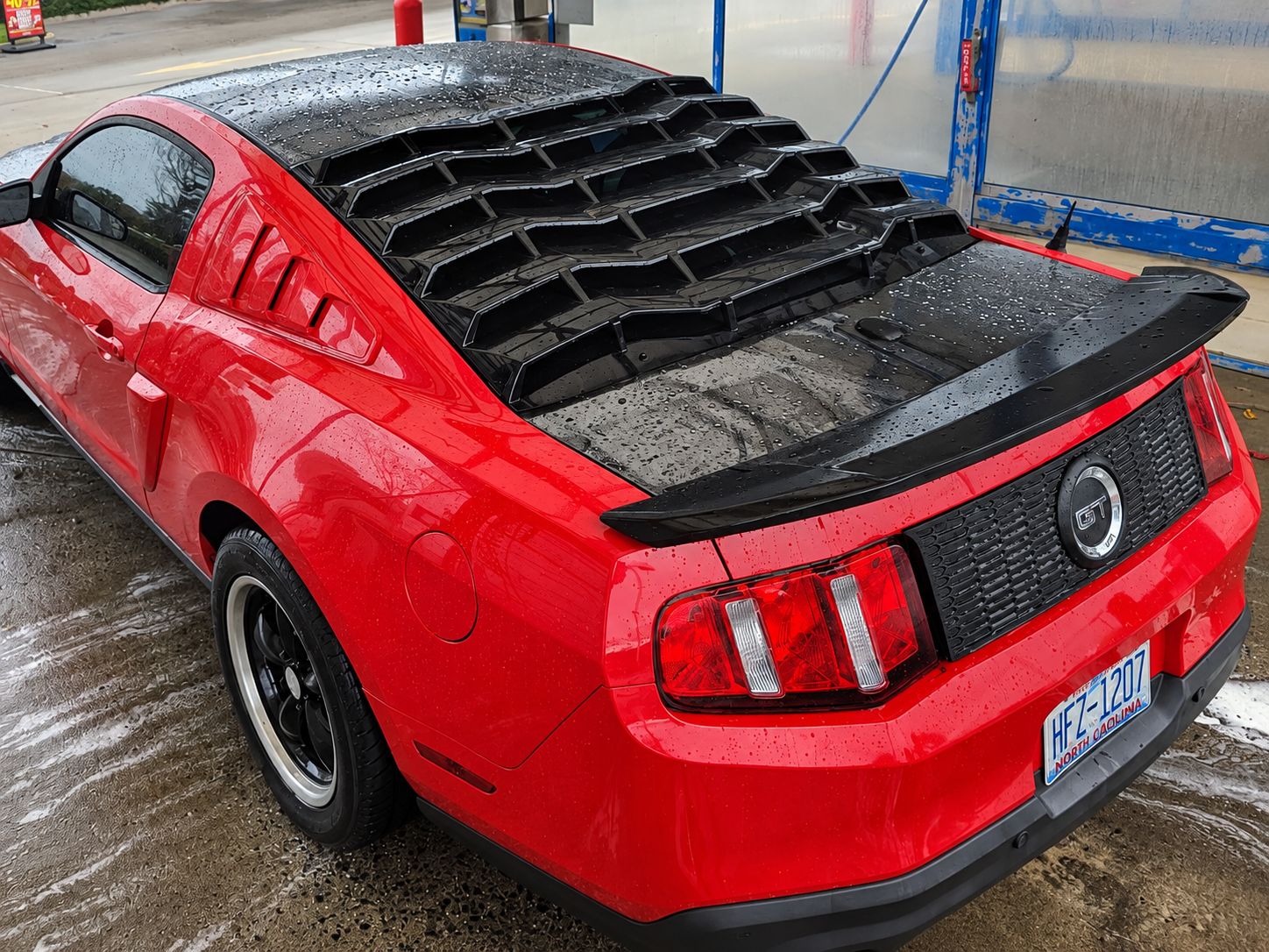 Bakrutelouver – blanksvart – MP CONCEPTS (Mustang 05-14 Coupe) - 3