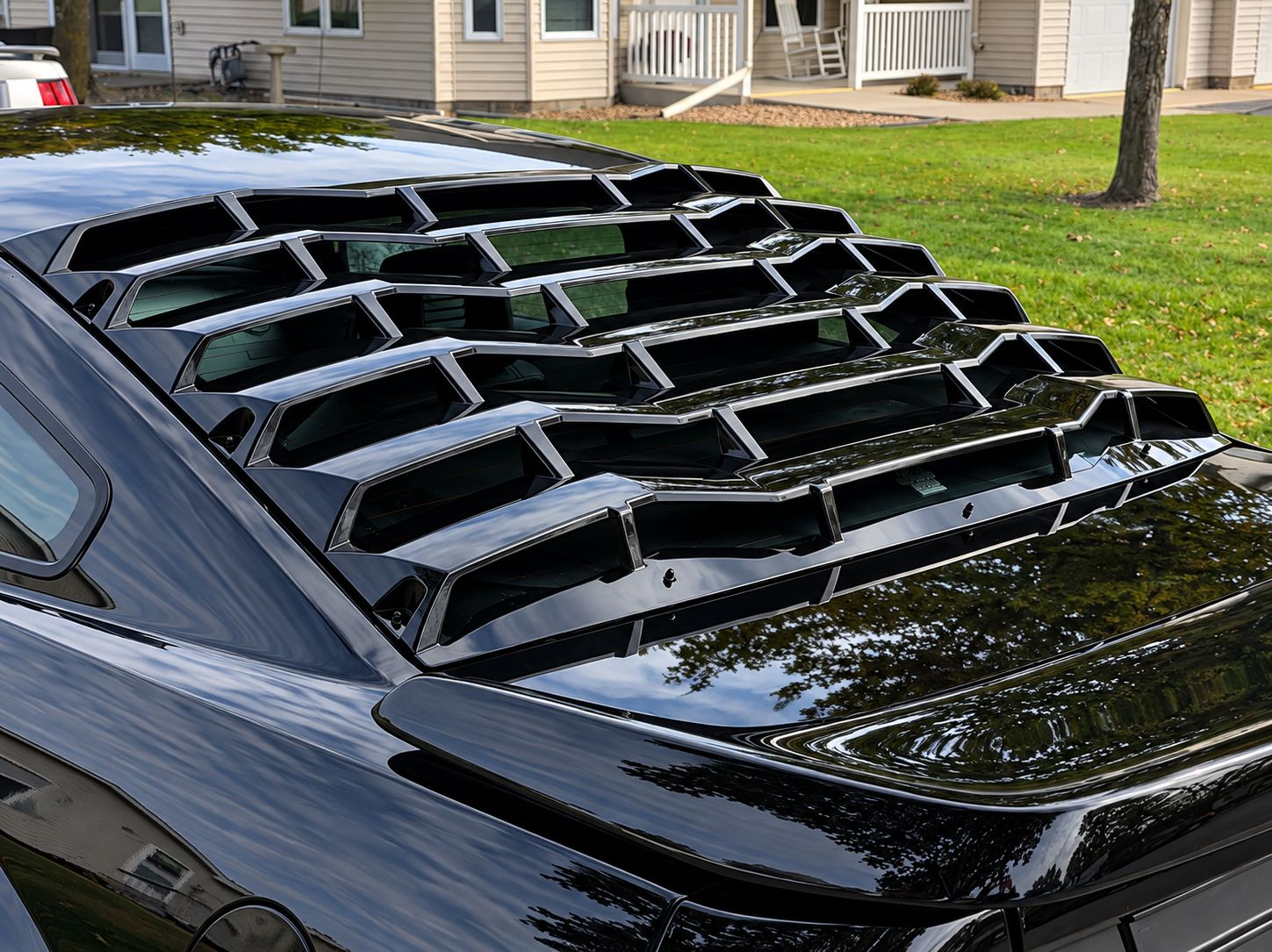 Bakrutelouver – blanksvart – MP CONCEPTS (Mustang 05-14 Coupe) - 7