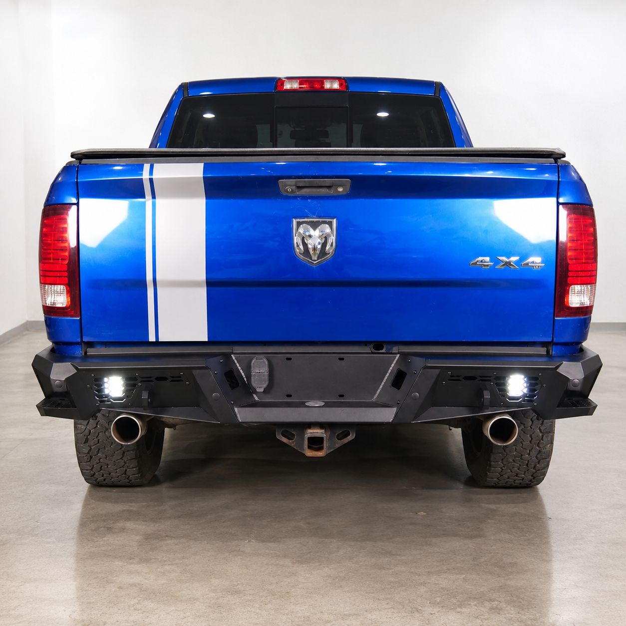 Bakstötfångare – Heavy Duty – LED och schacklar – RAM 1500 2009–2018 samt RAM 1500 Classic 2019–2024 - 3