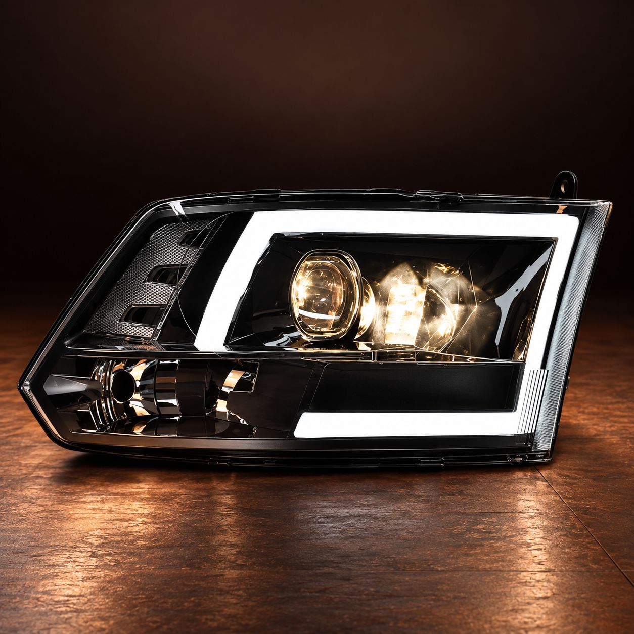 Strålkastare med LED-varselljus – svarta – par – RAM 1500/2500/3500 2009–2018 samt RAM 1500 Classic 2019–2024 - 5