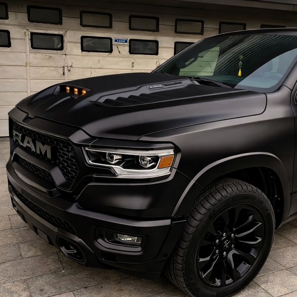 Motorhuv i aluminium – TRX-stil med LED – RAM 1500 DT 2019–2024 - 4
