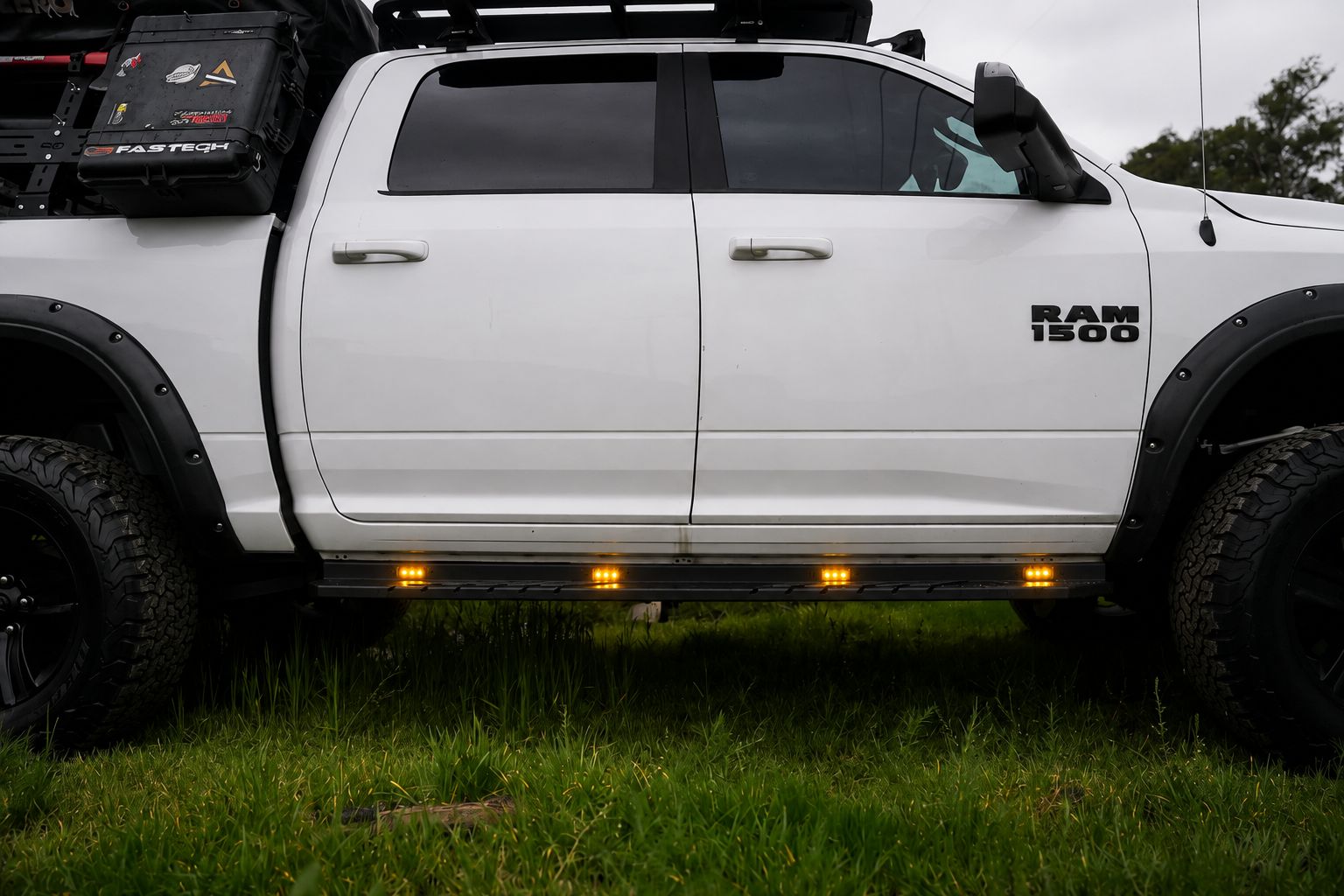 Sidosteg – Frontier med LED – par – RAM 1500 Crew Cab 2013–2018 - 9