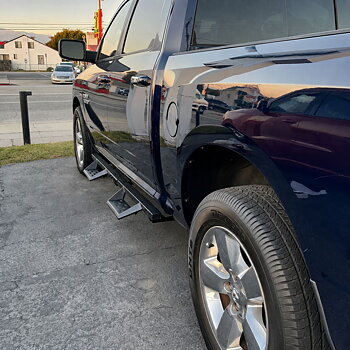 Sidosteg – Heavy Duty i stål – par – RAM 1500 2009–2018 samt RAM 1500 Classic 2019–2024 Crew Cab samt RAM 2500/3500 Crew Cab 2010–2026