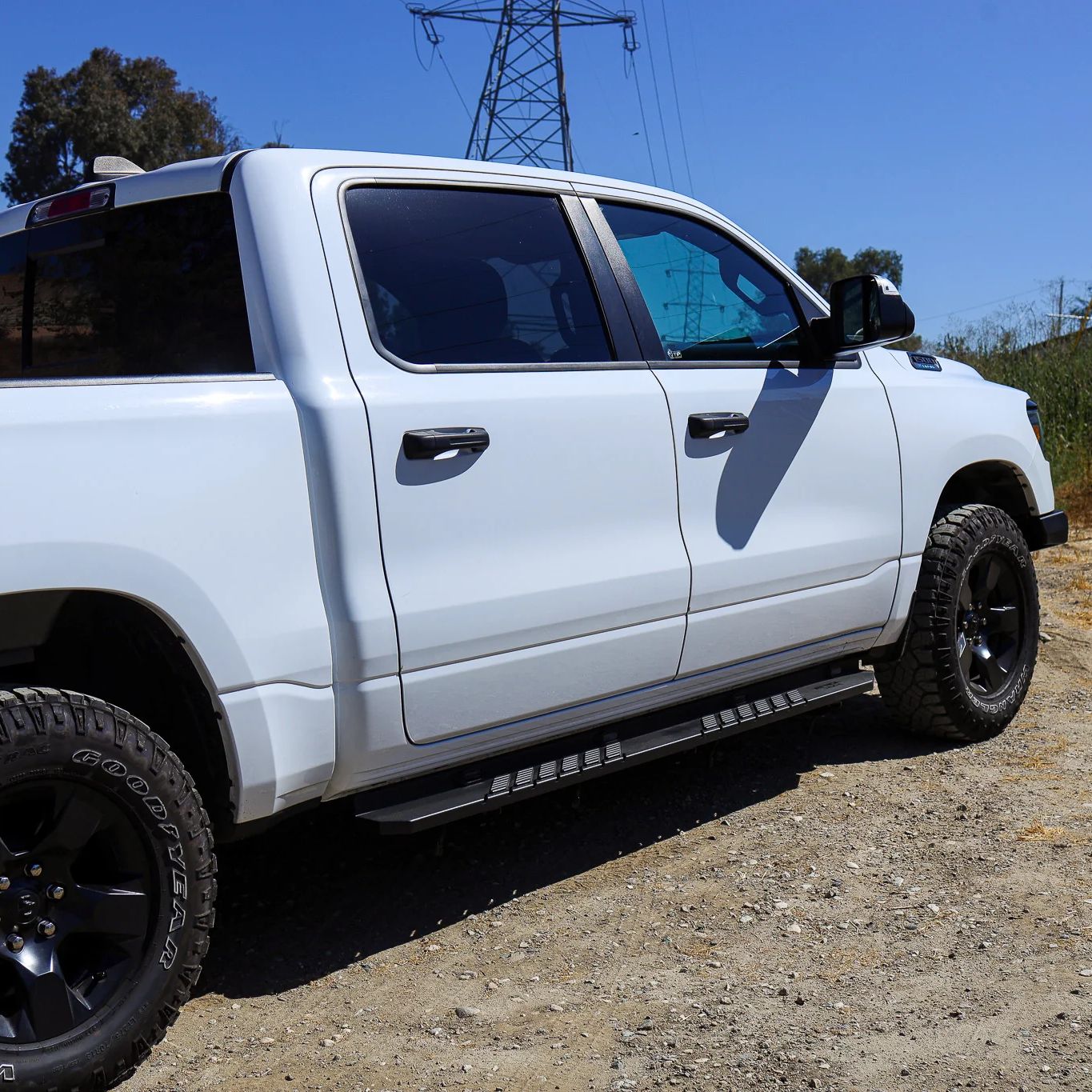 Sidosteg – Frontier med LED – par – RAM 1500 DT 2019–2024 Crew Cab - 3