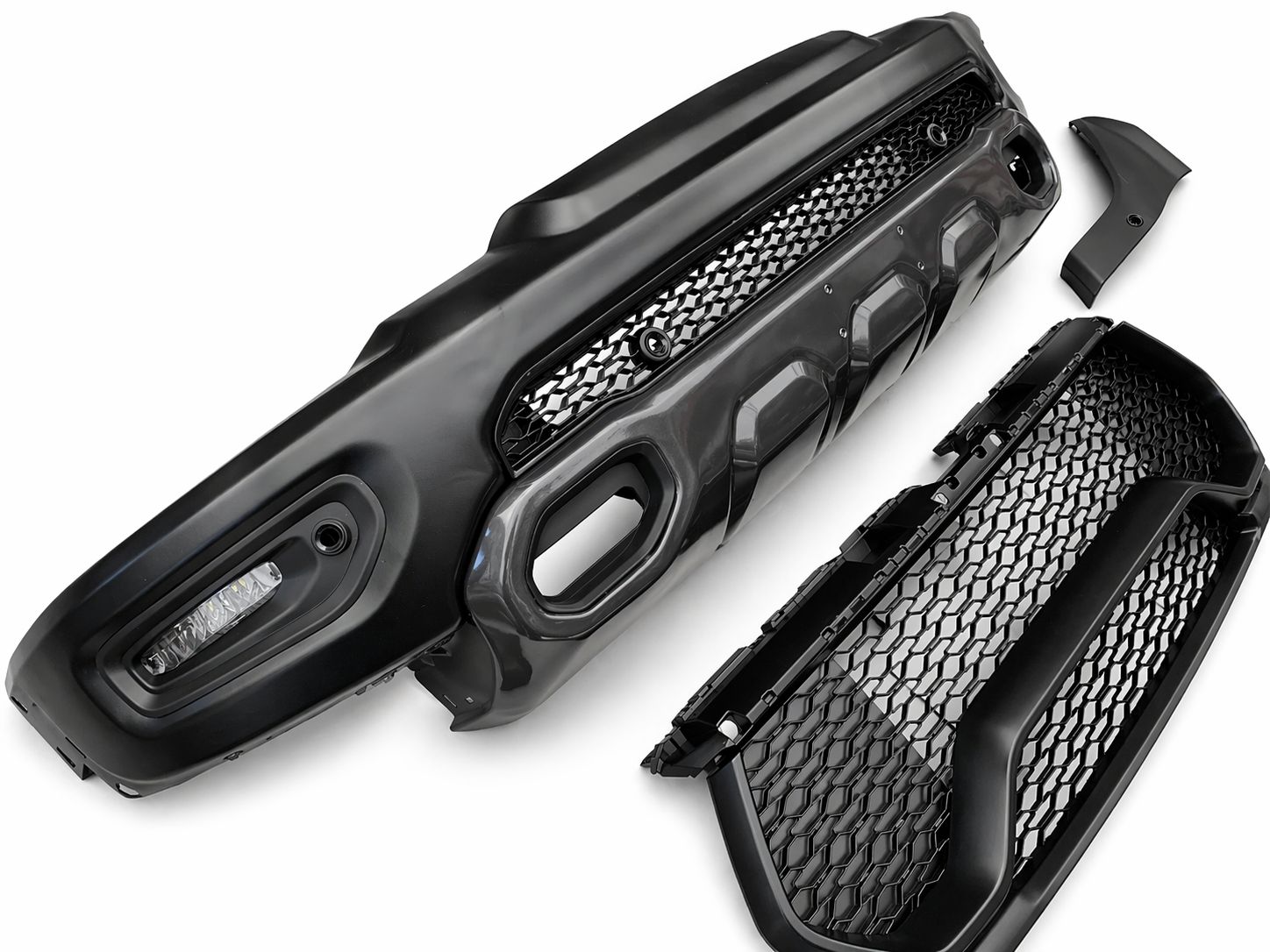 Frontstötfångarsats – TRX-stil med grill och LED-dimljus – RAM 1500 DT 2019–2023 Tradesman, Big Horn och Laramie - 5