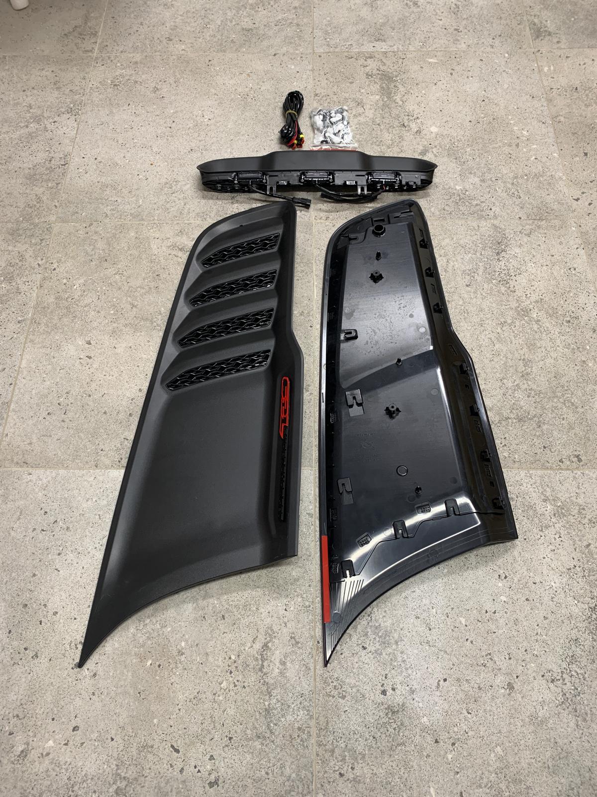 Huvventilation med LED – Supercharged – sats – RAM 1500 TRX 2021–2023 med TRX-huv - 7