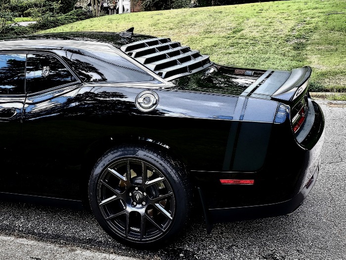 Bakre fönsterluver - Matt svart (DODGE CHALLENGER 2008-2021) - 2