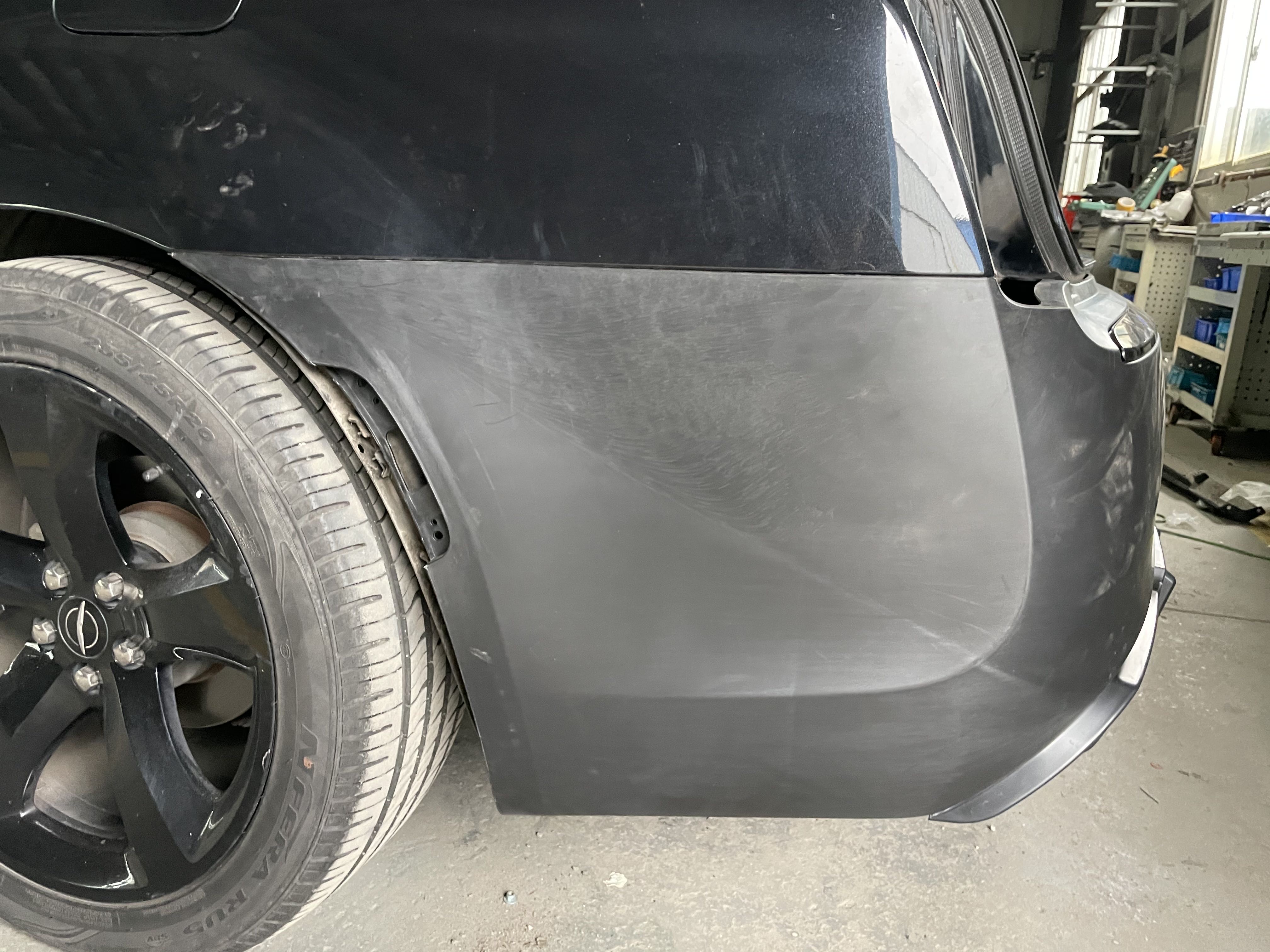 Komplett SRT-inspirerad bakre stötfångare (CHRYSLER 300 15–23) - 7