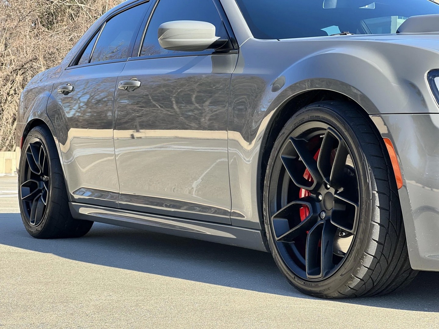 SRT-inspirerade sidokjolar – sats (CHRYSLER 300 12–23)