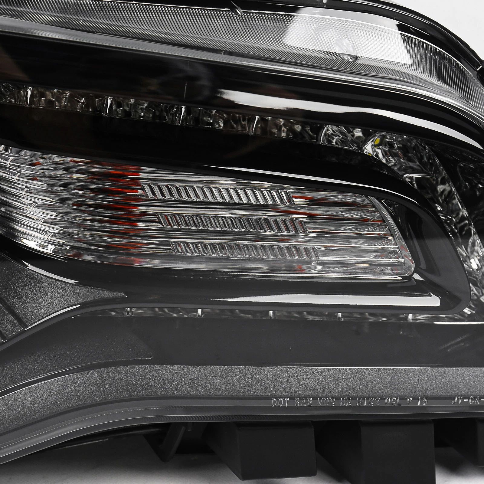 Höger halogenstrålkastare med LED-varselljus (CHRYSLER 300 15–23) - 9