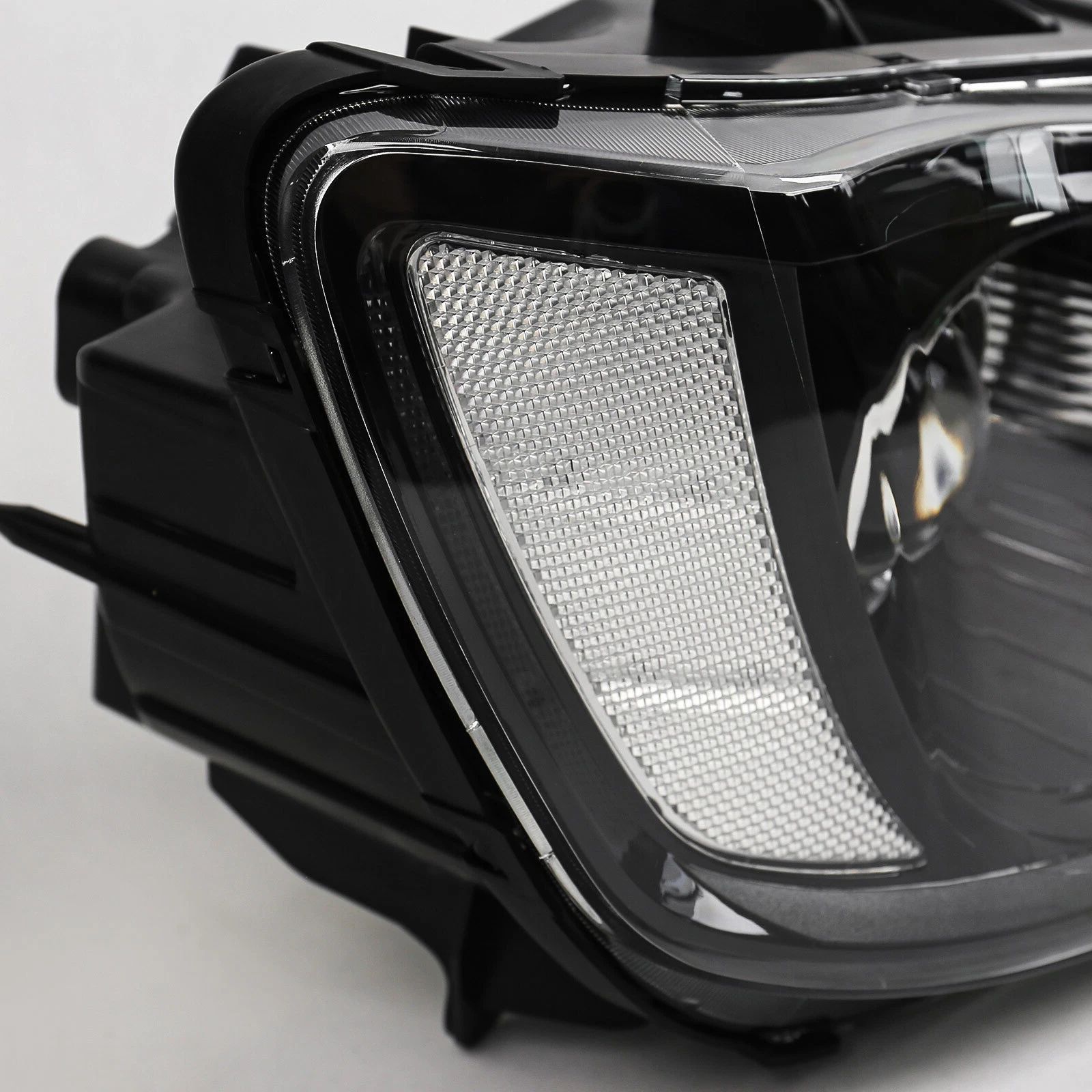 Höger halogenstrålkastare med LED-varselljus (CHRYSLER 300 15–23) - 8