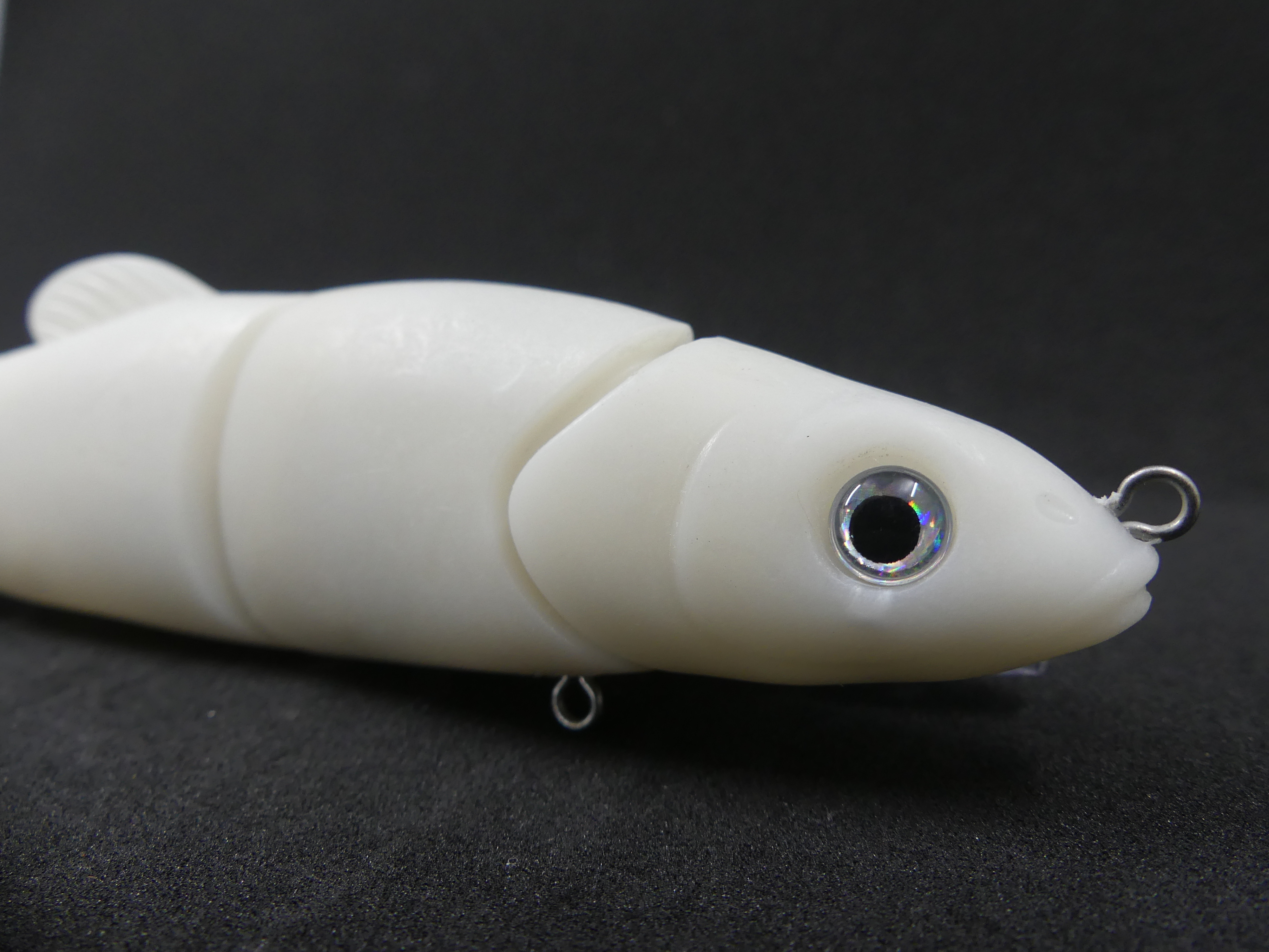 Roach swimbait 16 cm - 38 grams incl eyes - 2